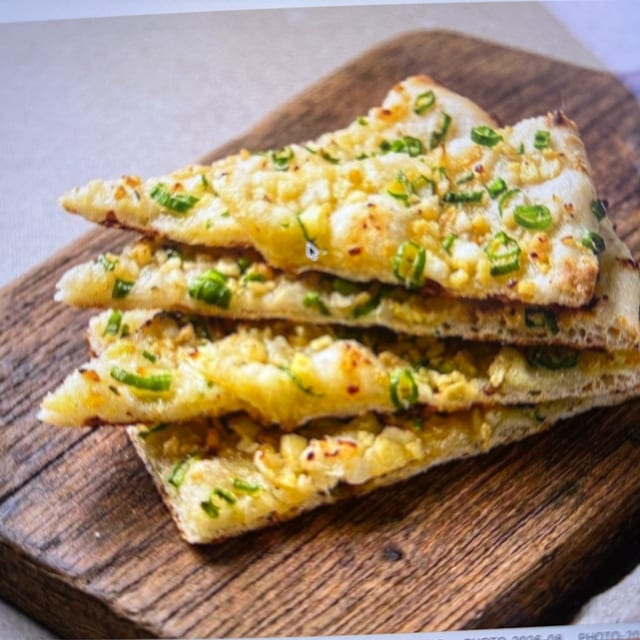 Chilli Cheese Garlic Naan.
